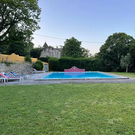 Maisonnette Dans Un Parc Du 18eme